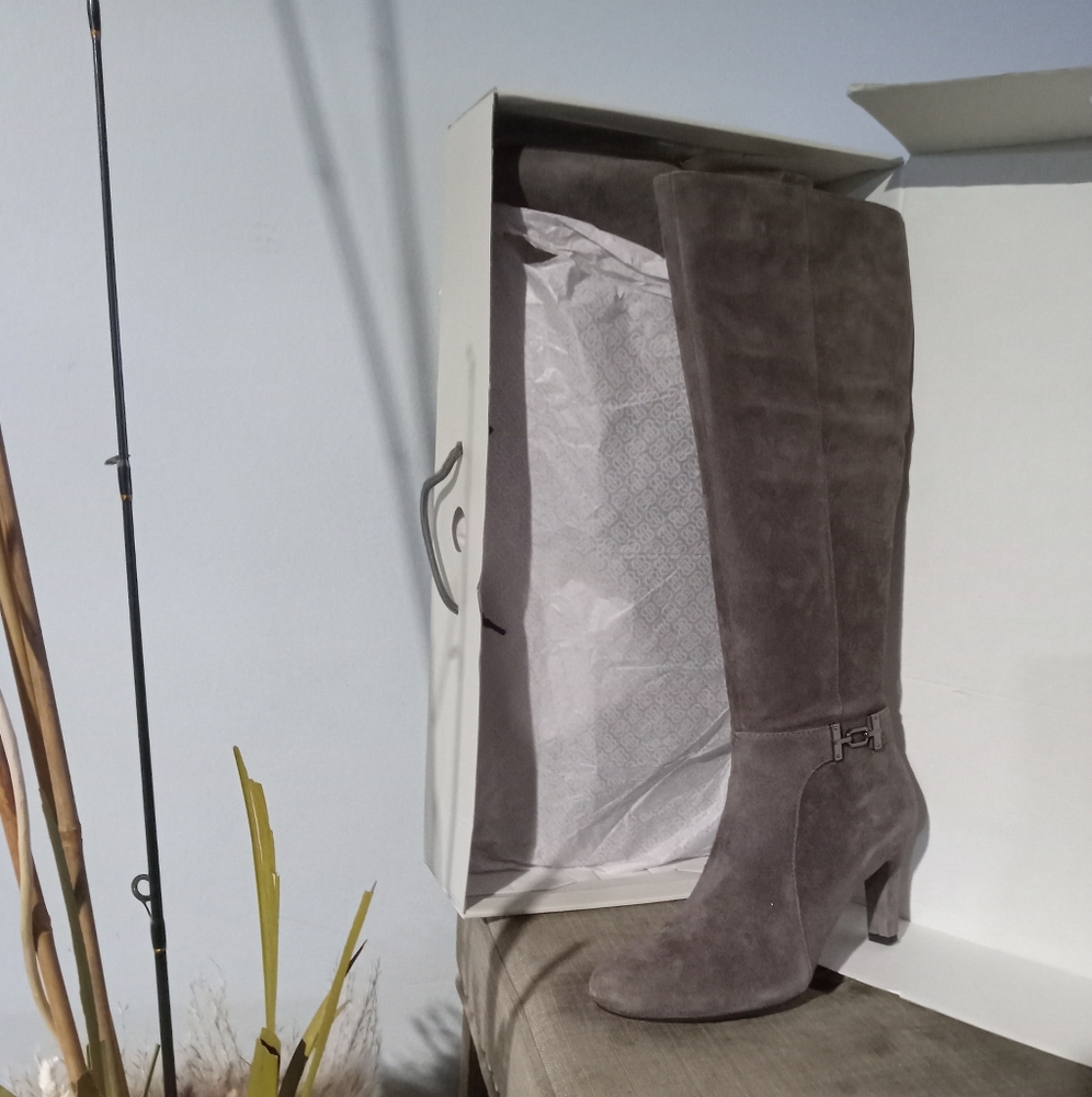Womens boots